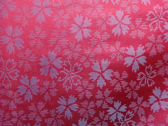  大正ロマン　撫子模様織り出し着物